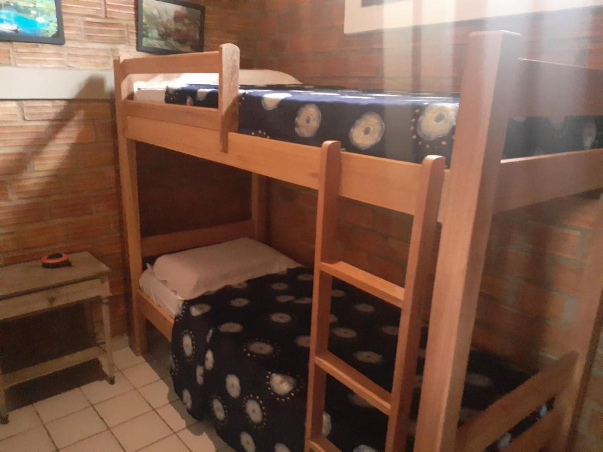 Casa Cantinho Da Paz, Seu Lazer Completo, Churrasqueira, Piscina E Muita Tranquilidade Гравата Екстериор снимка