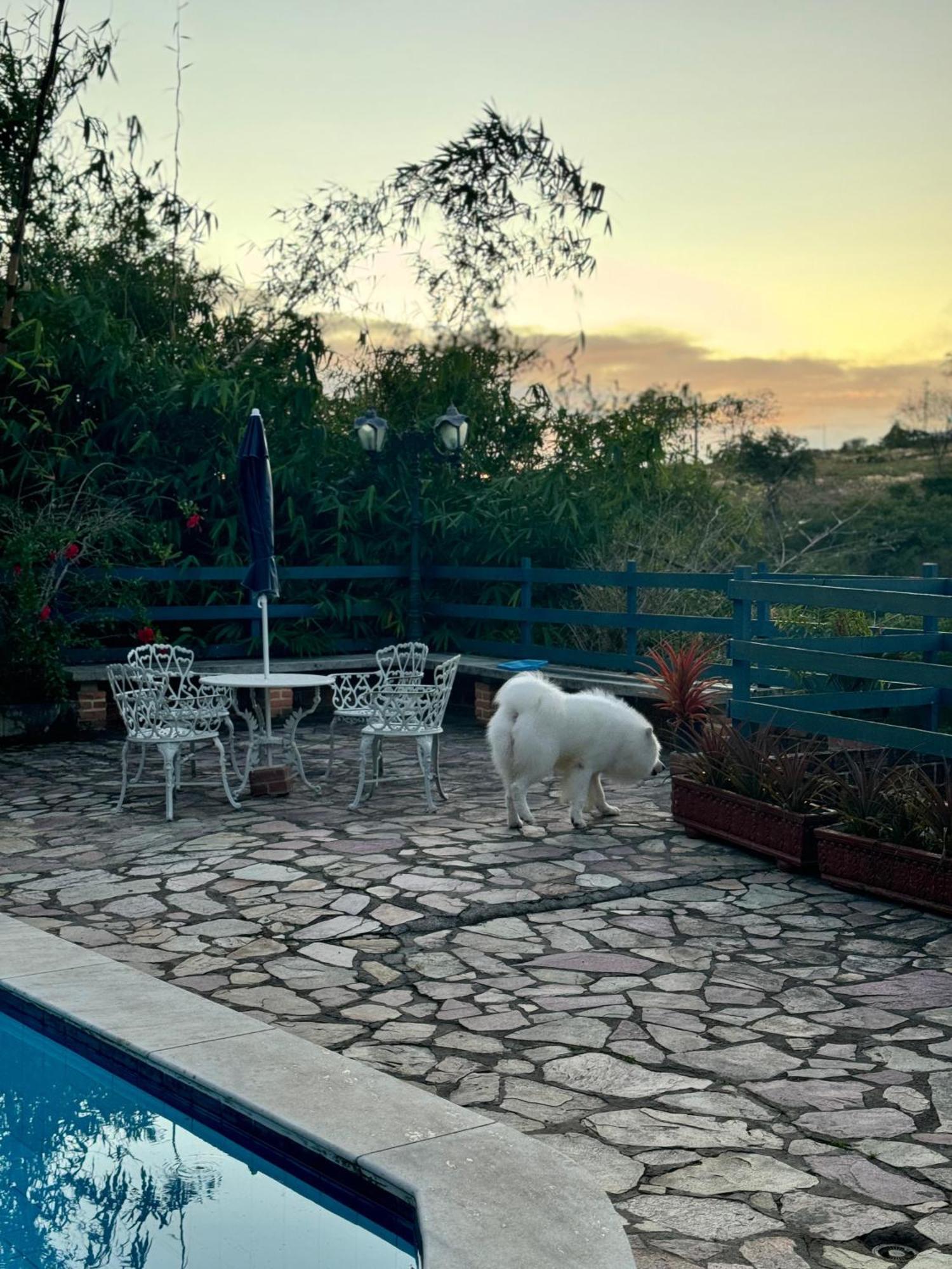 Casa Cantinho Da Paz, Seu Lazer Completo, Churrasqueira, Piscina E Muita Tranquilidade Гравата Екстериор снимка